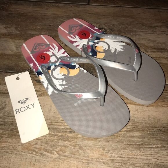Roxy - NWT! Flip Flops (6) - Picture 1 of 4